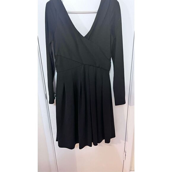 PINK TARTAN VERSAILLES VOGUE BLACK DRESS WOMENS SIZE M NEW ($395) - Picture 5 of 14